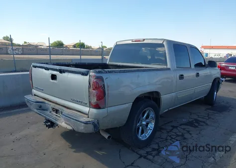 2005 Chevrolet Silverado 1500 Ls z USA, uszkodzony, nr VIN 2GCEC13T551355993